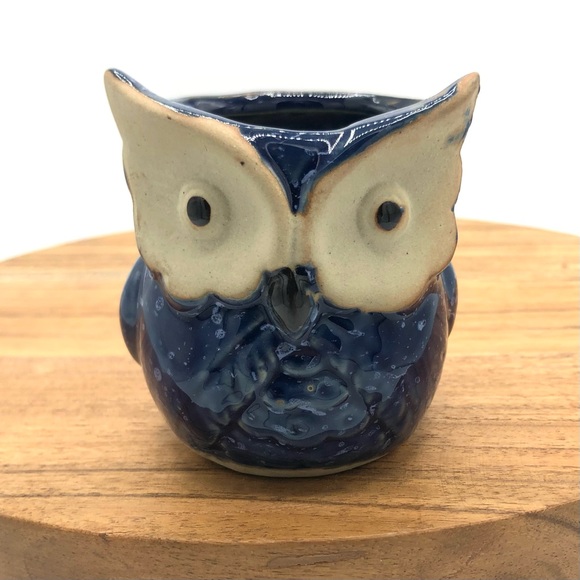 Small Owl Planter Pot - Picture 2 of 9